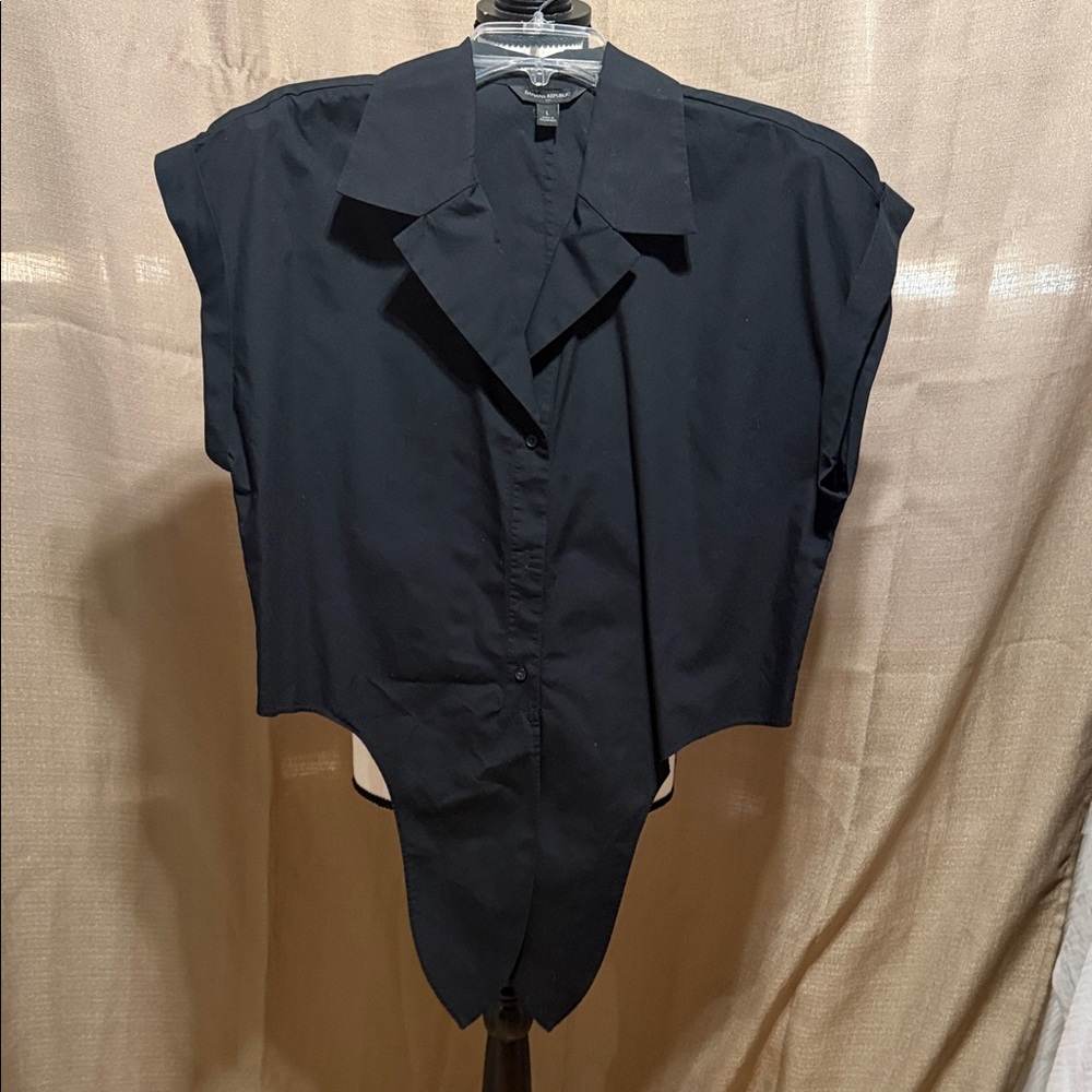 Banana Republic Black Sleeveless Button Down Front Tie Blouse